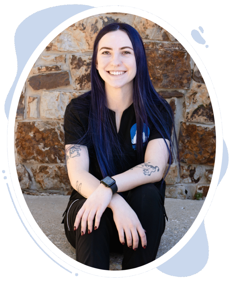 Wedgewood Staff member Taylor's headshot.